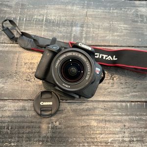 Canon EOS Rebel T5i 18.0 MP CMOS Digital SLR with 18-55mm EF-S is STM Lens